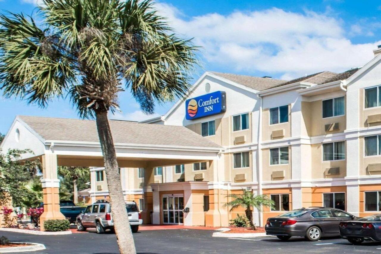 Comfort Inn Fort Myers Northeast Экстерьер фото