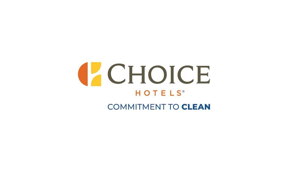 Comfort Inn Fort Myers Northeast Экстерьер фото
