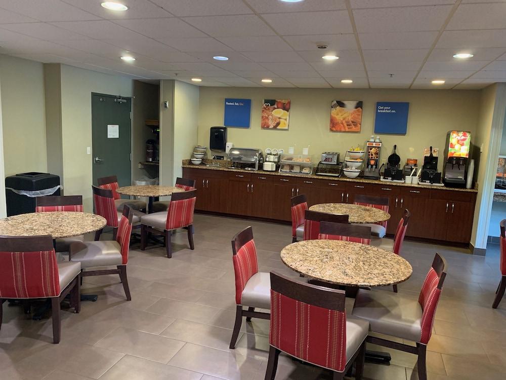 Comfort Inn Fort Myers Northeast Экстерьер фото