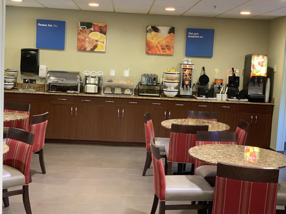 Comfort Inn Fort Myers Northeast Экстерьер фото